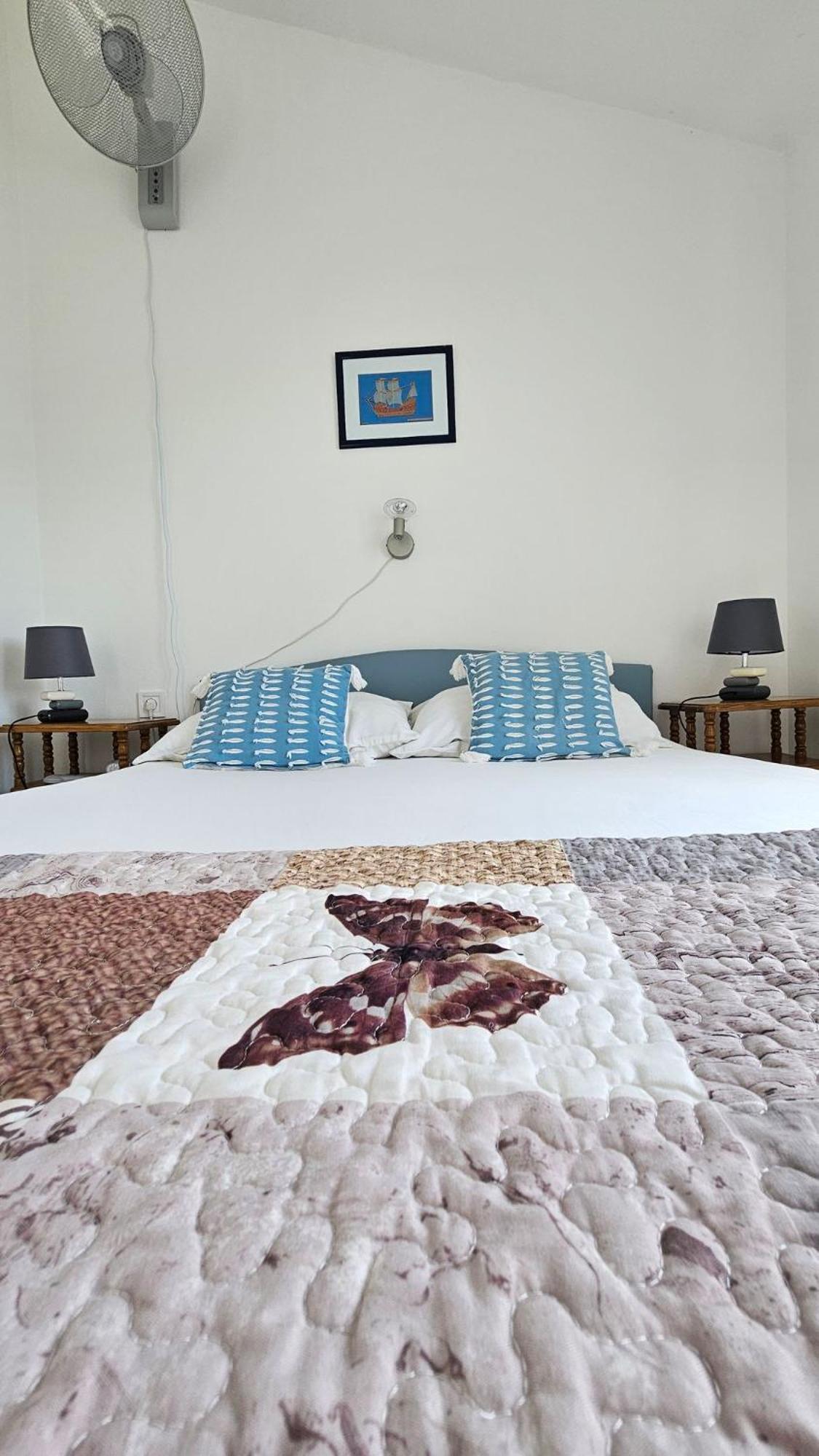 Apartmani Ela Prvić Luka エクステリア 写真